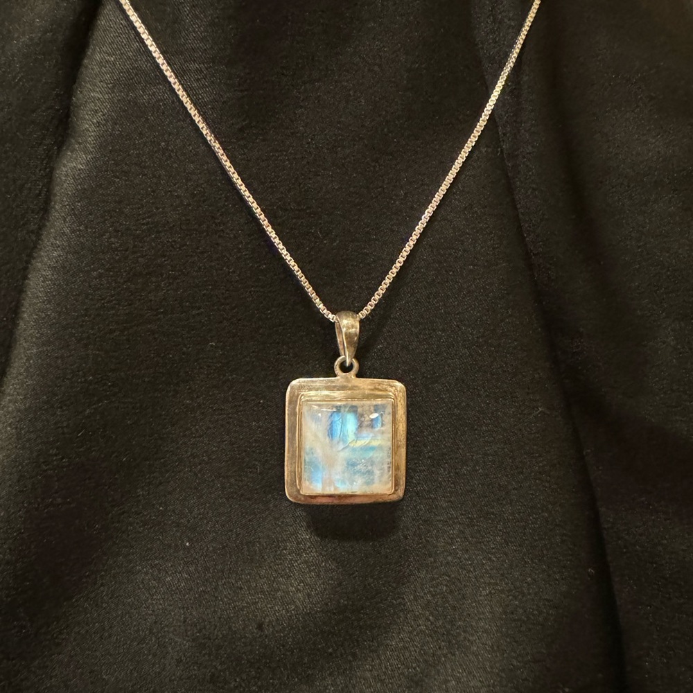 ✨Sold✨ Vintage Moonstone / 925 Sterling Silver Necklace - Picture 5 of 11